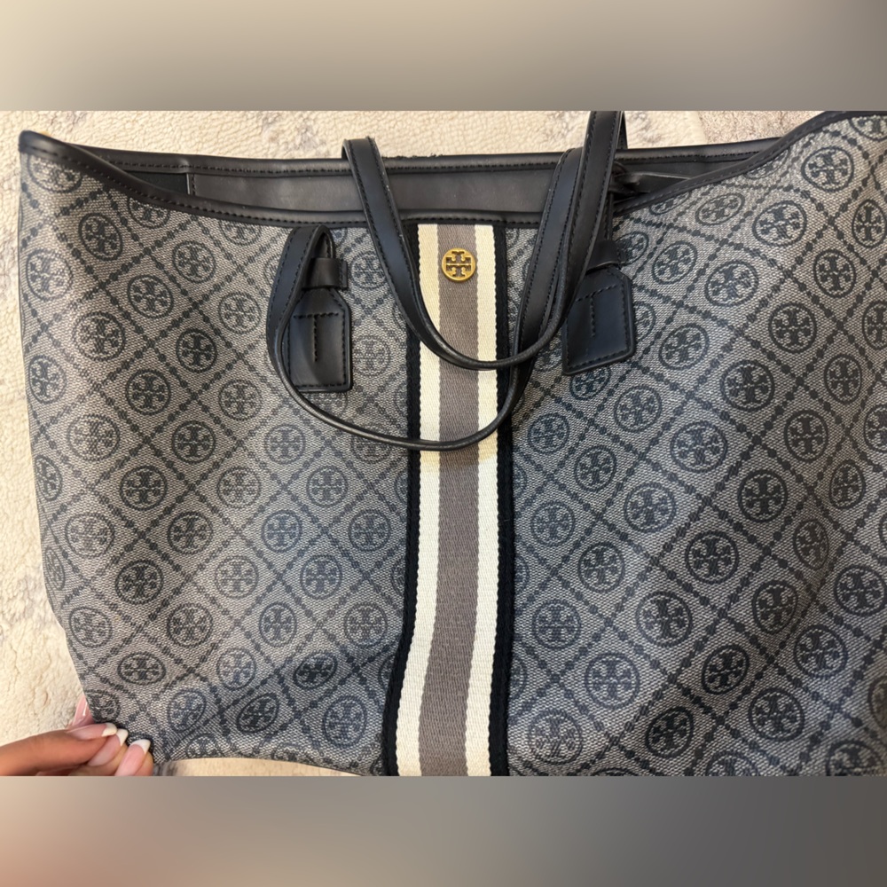 Tory Burch Black and Cream Patterned Tote